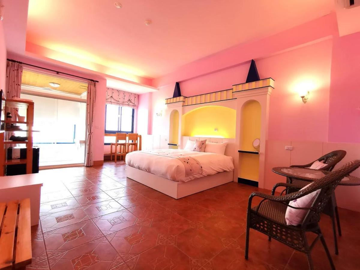 Love Ocean & Happy Bay Homestay Donggang Eksteriør billede