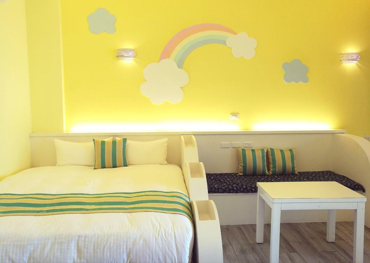 Love Ocean & Happy Bay Homestay Donggang Eksteriør billede