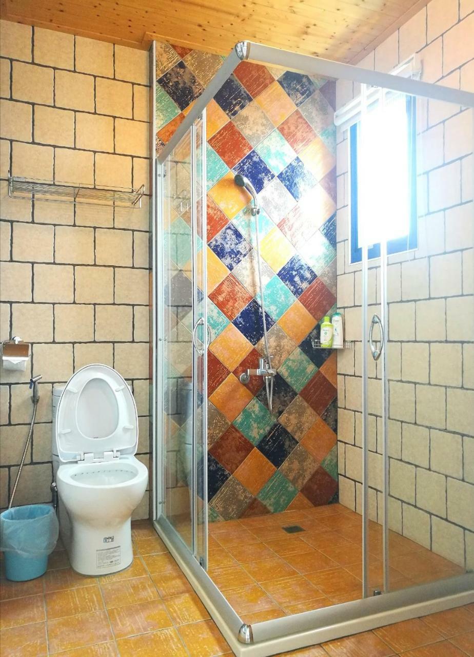 Love Ocean & Happy Bay Homestay Donggang Eksteriør billede