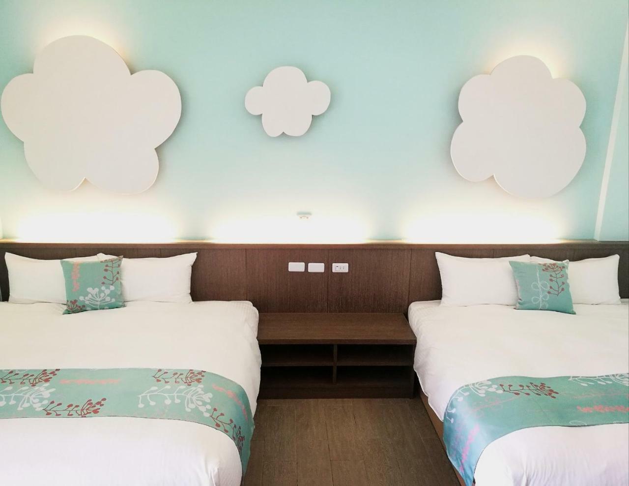 Love Ocean & Happy Bay Homestay Donggang Eksteriør billede