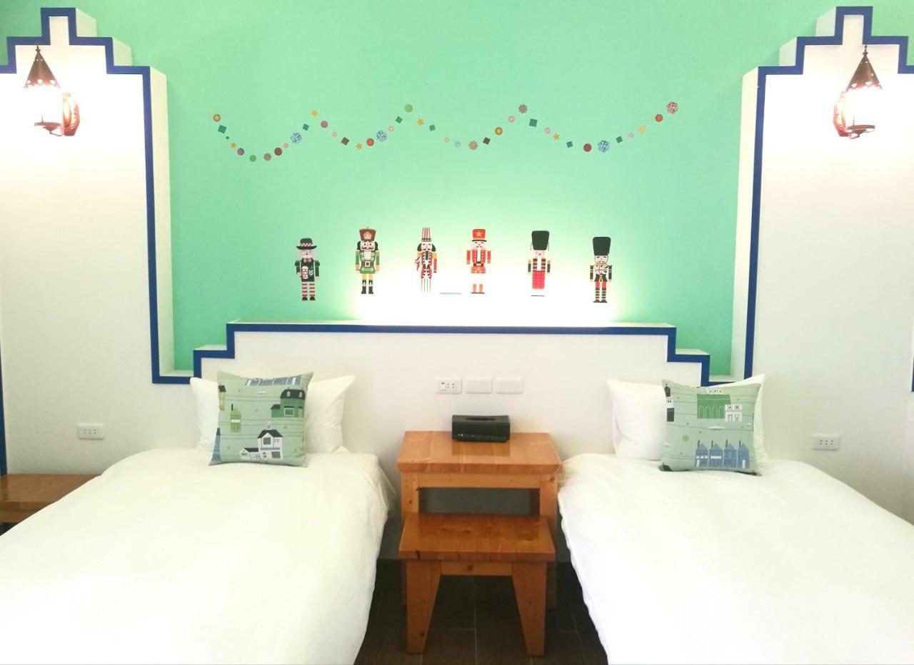 Love Ocean & Happy Bay Homestay Donggang Eksteriør billede