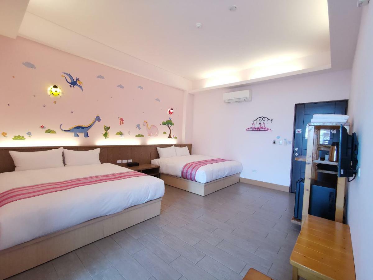 Love Ocean & Happy Bay Homestay Donggang Eksteriør billede